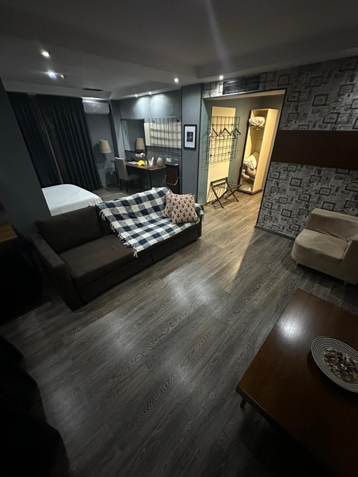 Athina Airport Hotel Thermi Exterior photo